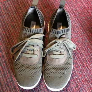 Green Steve Madden Sneakers